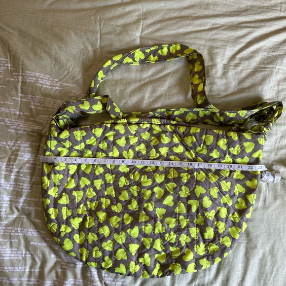 Marc by Marc Jacobs Tote - Picture 4 of 6